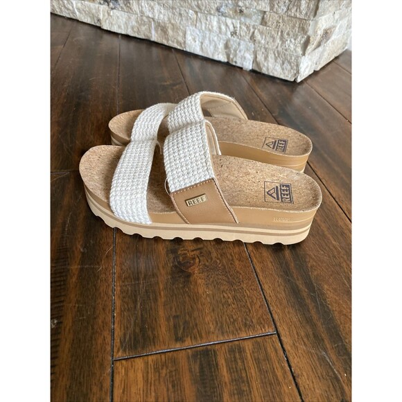 Reef Cushion Vista Hi Platform Sandal Size 5 Crochet Ivory - Picture 1 of 7
